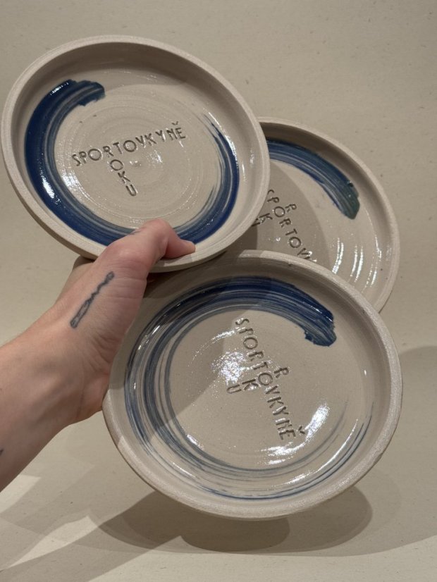 Keramický talířek „Sportovkyně roku“ —Limitka s Petrou Göbelovou