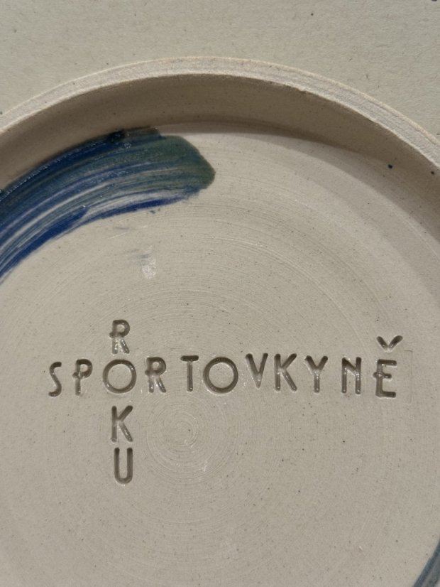Keramický talířek „Sportovkyně roku“ —Limitka s Petrou Göbelovou